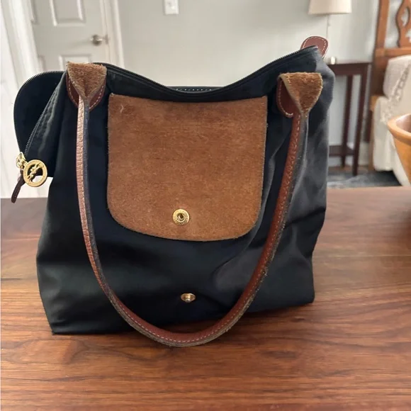 Longchamp Le Pliage Medium Black Tote with Brown Accents - Picture 3 of 5